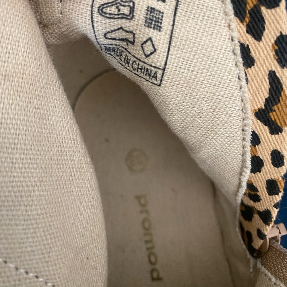 Canvas high tops in animal print by PROMOD- from Bordeaux, France 🇫🇷 Brand NEW - Picture 10 of 11